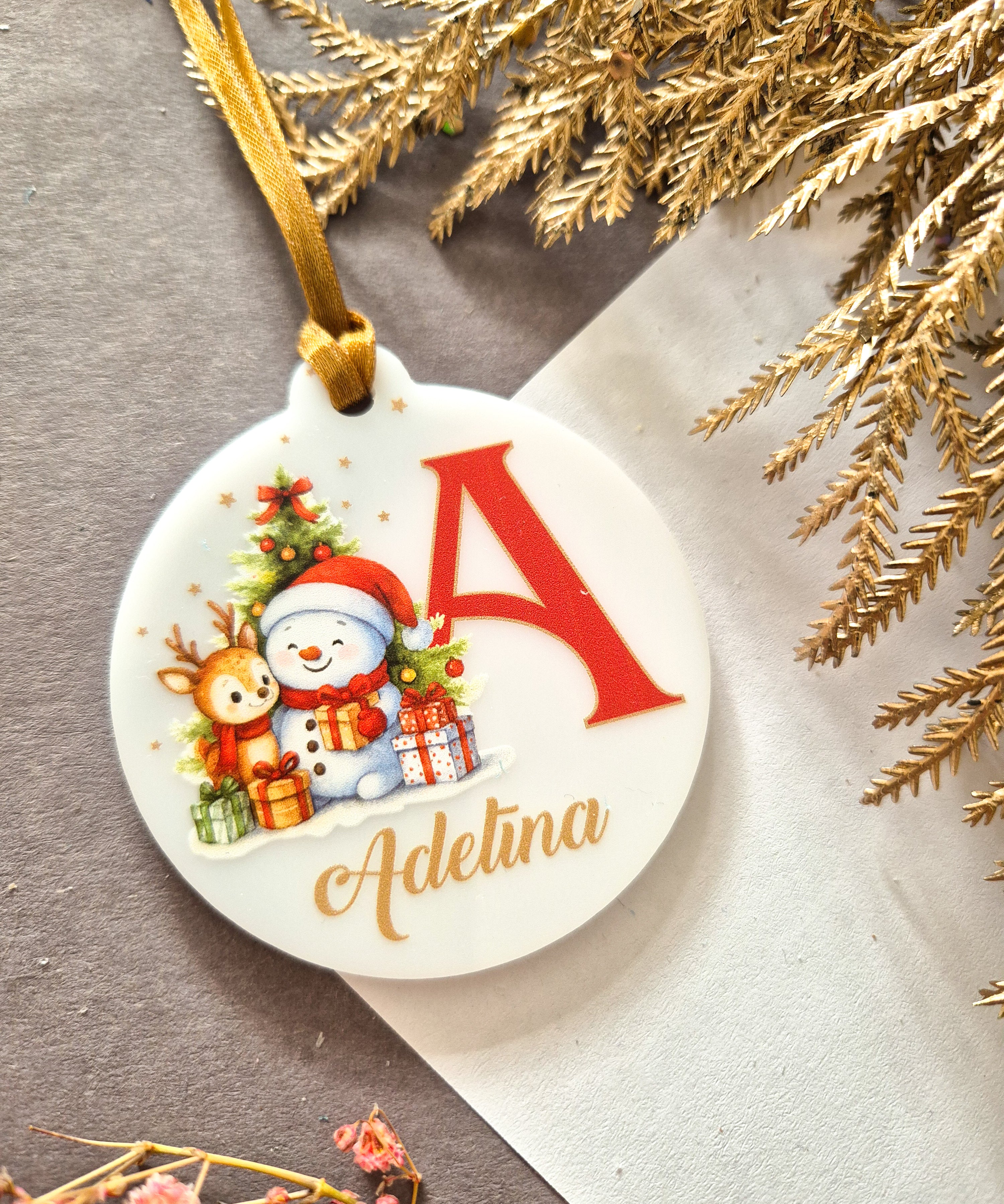 Decoration with a name
