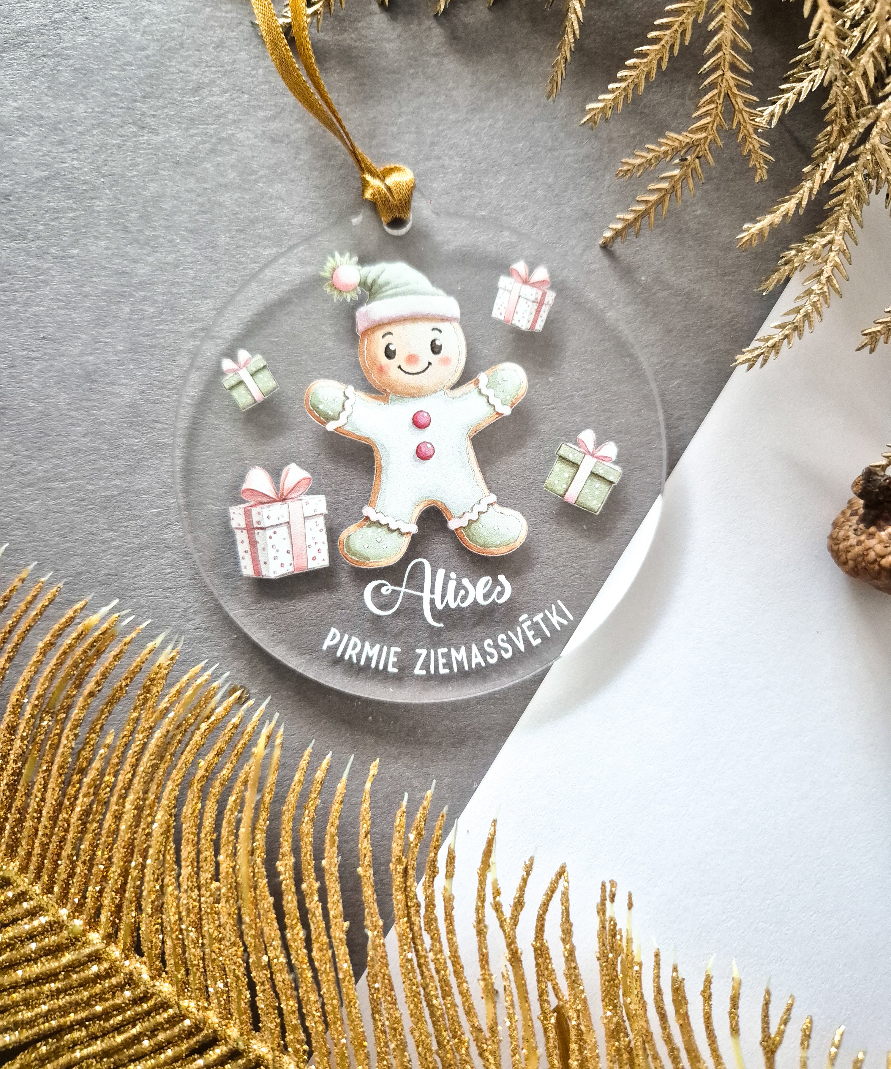 Pirmie Ziemassvētki