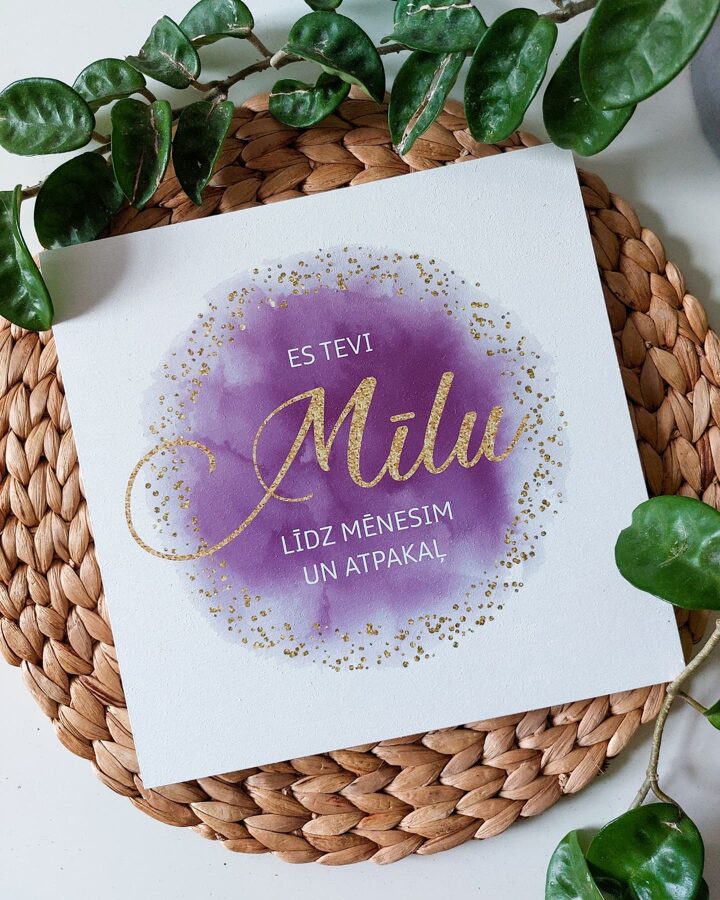 Līdz mēnesim /zelts Image